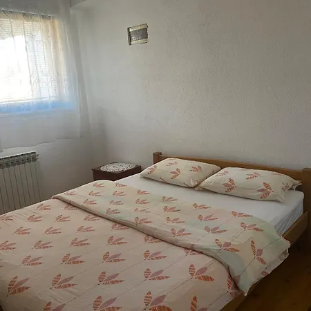 Lav Apartment