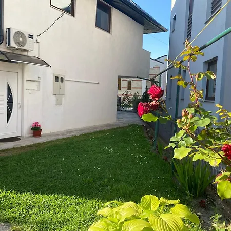 Lav Apartment